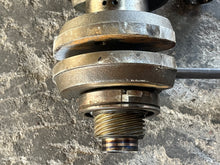 Cargar imagen en el visor de la galería, 115 120 140 hp Tohatsu Nissan CRANKSHAFT 3C7000502 Two Stroke 4 cylinder carbureted
