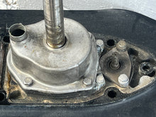 Load image into Gallery viewer, 60 50 hp Mercury Bigfoot LOWER UNIT ASSY 20” 9760T25 CASE 1671-9760T42 two stroke 1:64x1 DRIVESHAFT LONG 45-812731
