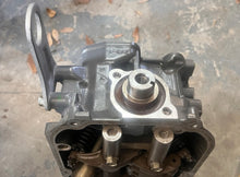 Load image into Gallery viewer, BF 225 200 hp Honda port CYLINDER HEAD 12210-ZY3-010ZA  2002-up BF 250 2007-up
