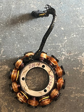 Charger l'image dans la galerie, 30 25 15 hp Evinrude E-tec STATOR ASSEMBLY 0586918 two stroke 2017 AA AB AF 2009-up
