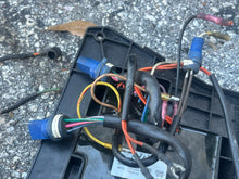 Load image into Gallery viewer, 140 120 125 hp Evinrude Johnson POWER PACK cdi 0583489 two stoke looper v4 1988-2001
