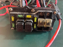 Charger l'image dans la galerie, 200 175 150 hp Yamaha HPDI 68F-81960-00-00 VOLTAGE RECTIFIER &amp; REGULATOR, FUSE BOX 68F-82170-01-00, 68F-81948-00-00 BRACKET t
