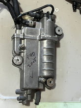 Load image into Gallery viewer, f 90 75 hp Yamaha vst FUEL CHAMBER 6D8-14180-20-00 PUMP four stroke 2005-2011
