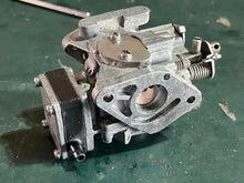 Cargar imagen en el visor de la galería, 6 8 HP Yamaha carburetor with fuel pump 1984-2003 TWO STROKE 6G1-24412-01-00 6G1-14301-01-00
