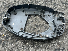 Charger l'image dans la galerie, F 100 80 hp Yamaha BOTTOM COWLING ASSY 67F-42710-00-4D four stroke 1999-2002
