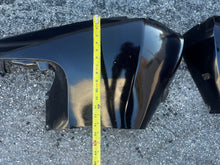 Cargar imagen en el visor de la galería, 250 225 200 BFT Tohatsu LOWER MOUNT COWL COVERS HZY3-63731-A03ZC 63711-zY3-3000 Right starboard, BF port LEFT 63716-zy3-0000
