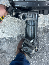 Cargar imagen en el visor de la galería, DT 25 30C hp Suzuki 15” MIDSECTION DRIVE SHAFT HOUSING short 52111-95D13-0ED UNDER COVER 61111-95D12-0ED SWIVEL 43111-96334-0

