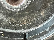 Cargar imagen en el visor de la galería, 60 50 hp Mercury FLYWHEEL 261-9007-c3 9008A44 1996 two stroke 859234T24 92 teeth 9 1/2 inch across
