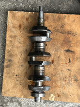 Cargar imagen en el visor de la galería, 75 90 hp Yamaha CRANKSHAFT 688-11411-01-00 Two Stroke 3 Cylinder
