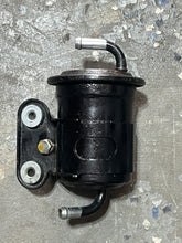 Cargar imagen en el visor de la galería, DF 150 hp Suzuki vst FUEL FILTER 15440-96J01 four stroke 2020 175 200 hp compatible
