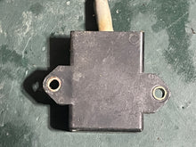 Cargar imagen en el visor de la galería, 9.9 15 hp Yamaha CDI UNIT 63V-85540-01-00 two stroke 1999-2009
