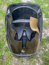 Cargar imagen en el visor de la galería, 225 hp Mercury Optimax 100-881288-A1 3.0 Liter TOP COWL engine cover Two Stroke lightweight DAMAGED - local pick up ONLY
