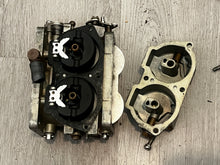 Cargar imagen en el visor de la galería, 130 115 hp Yamaha CARBURETOR #1 top 6L1-14301-00-00 1986-95 two stroke
