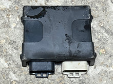 Cargar imagen en el visor de la galería, DF 175 hp Suzuki ECU CONTROL UNIT 33920-96LFO four stroke 2020 some 200 hp Compatibility
