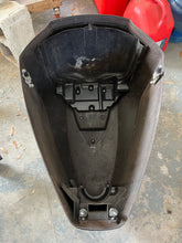 Load image into Gallery viewer, BF 225 200 hp Honda ENGINE COVER 63100-ZY3-H01ZA four stroke 2002-up some 175 hp
