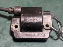 Load image into Gallery viewer, 115 - 225 hp Yamaha Ignition Coil CM 61-32, 1988 V6 1 eyelet 1 bullet cm61-32 6E5-85570-11-00
