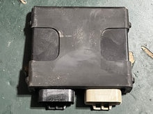 Cargar imagen en el visor de la galería, DF 200 hp Suzuki 33920-96L80 ecu ENGINE CONTROL UNIT four stroke 2019 HIGH HOURS
