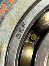 Charger l'image dans la galerie, sold ebay june2025——Mercury 816954-c OEM carrier with bearing
