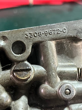 Cargar imagen en el visor de la galería, 175 hp Mercury CARBURETOR SET 9672A4 9672A5 9672A6 3308-9672-C two stroke V6
