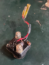 Charger l'image dans la galerie, Hitachi A104-93 RELAY 12 volt Solenoid two stroke outboard
