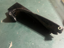 Charger l'image dans la galerie, 25 30 hp Mercury EFI bottom cowl cable COVER 896114 four stroke
