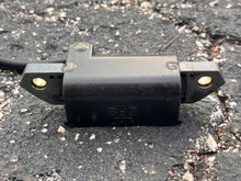 Charger l'image dans la galerie, BF 15 hp Honda EXCITER COIL 30590-ZV4-651 30590-ZV4-003 four stroke 1997-2002 some 9.9 hp
