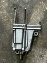 Cargar imagen en el visor de la galería, DF 60 70 HP Suzuki Vapor Separator Tank VST FLOAT CHAMBER 15600-99E00 four stroke 1998-2009
