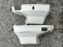 Cargar imagen en el visor de la galería, 90 115 hp Johnson Evinrude side covers 0434645 0434646 433339 433338 Two Stroke 60 degree ois 1993-2000 v4
