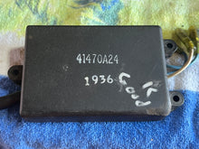Cargar imagen en el visor de la galería, 135 150 175 200 hp Mercury 41470a24 Oil Injection Warning Unit two stroke

