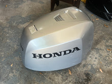 Cargar imagen en el visor de la galería, BF 135 150 hp Honda ENGINE COVER 63100-ZY6-050ZB four stroke 2016

