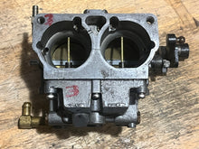 Cargar imagen en el visor de la galería, 200 175 150 hp Mercury CARBURETOR SET WMH-16 top 3308-9672A44 3311-818650A4 818650A52, center 3308-9672A45 818650A5 818650A53
