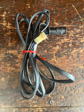 Charger l'image dans la galerie, 200 hp Yamaha OIL LEAD WIRE 6E5-82521-03-00 10’ Two Stroke 1985-1993 some compatibility 115 130 150 175 220 225 250 hp
