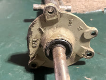 Charger l'image dans la galerie, DT 150 200 hp Suzuki 25” SHIFT ACCEL HOUSING 26110-87D00 CLUTCH ROD CONNECTOR X 25611-87D10 SHIFT SHAFT 23111-87D10 YOKE 2513
