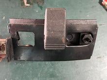 Charger l'image dans la galerie, DF 60 70 hp Suzuki 61831-99E00-0EP FRONT PANEL 98~00 side cover Four Stroke oem
