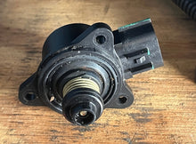 Load image into Gallery viewer, f 150 hp Yamaha intake iac CONTROL VALVE 63P-1312A-01-00 four stroke 2005-2021
