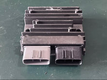 Cargar imagen en el visor de la galería, MFS 50 40 hp Tohatsu VOLTAGE RECTIFIER REGULATOR 3KY760650 electrical 2014-up
