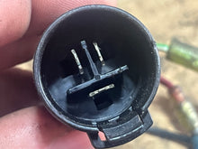 Cargar imagen en el visor de la galería, f 50 hp Yamaha 62Y-81960-00-00 voltage RECTIFIER &amp; REGULATOR 1995-2000 four stroke  Mercury YamaMerc sh640c-13
