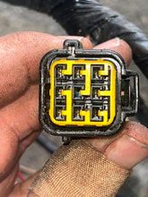 Load image into Gallery viewer, 115 130 hp Yamaha engine WIRE HARNESS 6N7-82590-11-00 6N7-82590-12-00 Two Stroke 1988-1993
