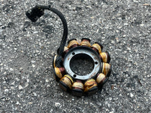 Charger l'image dans la galerie, 25 15 30 hp Evinrude E-tec STATOR Assembly 0586918 586918 TWO STROKE 2009-up BRP aa ab af
