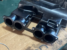 Cargar imagen en el visor de la galería, f 150 hp Yamaha 63P-14440-00-00 INTAKE SILENCER ASSY four stroke 2004-2023

