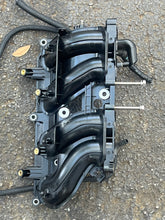 Charger l'image dans la galerie, f 150 hp Yamaha 63P-13641-00-00 INTAKE MANIFOLD 2004-2014 four stroke
