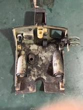 Charger l'image dans la galerie, DF 60 70 hp Suzuki 61831-99E00-0EP FRONT PANEL 98~00 side cover Four Stroke oem
