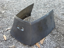 Cargar imagen en el visor de la galería, 75 85 hp Yamaha BOTTOM COWL APRON 688-42741-00-4D two stroke - some compatibility with 90 hp 1994-1995
