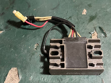 Load image into Gallery viewer, DF 30 25 hp Suzuki RECTIFIER REGULATOR 32800-94L00 four stroke 2015-2019
