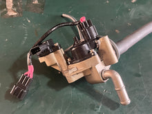 Charger l'image dans la galerie, f 225 Yamaha 69J-14960-00-00 BODY ASSY throttle 68V-82380-00-00 PRESSURE SENSOR intake oem FOUR STROKE 200 225 hp
