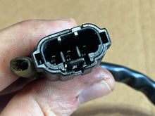 Charger l'image dans la galerie, DT 200 150 HP efi Suzuki 32800-92E30 Regulator Rectifier ASSY hldi two stroke 1998-2003
