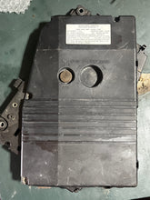 Cargar imagen en el visor de la galería, DT 140 115 hp Suzuki ELECTRIC PARTS HOLDER 32890-94640 COVER 32895-94630 two stroke 1992
