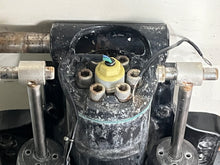 Load image into Gallery viewer, sold local mar3-2026——350 hp Mercury Verado POWER TRIM ASSEMBLY 8M0118297 four stroke
