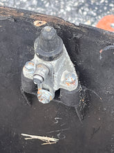 Load image into Gallery viewer, DF 250 300 hp Suzuki ENGINE COVER 61420-98801-YAY four stroke 2020
