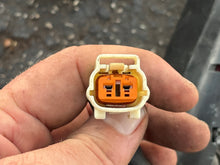 Charger l'image dans la galerie, f 350 300 hp Yamaha 6AW-82590-01-00 WIRE HARNESS ASSY four stroke 2008-2009
